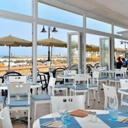 Estudio Recien Reformado En 1 Linea Playa شقة